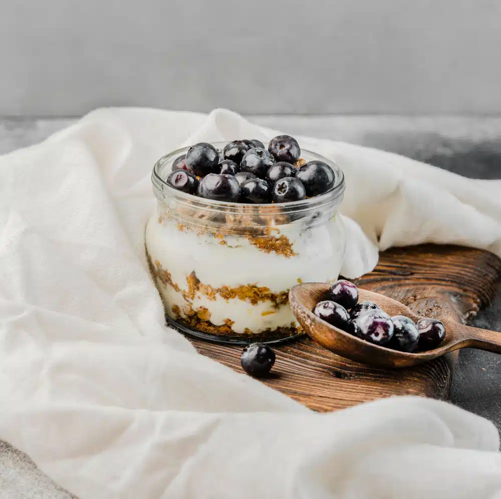 Blueberry Pie–Inspired Overnight Oats