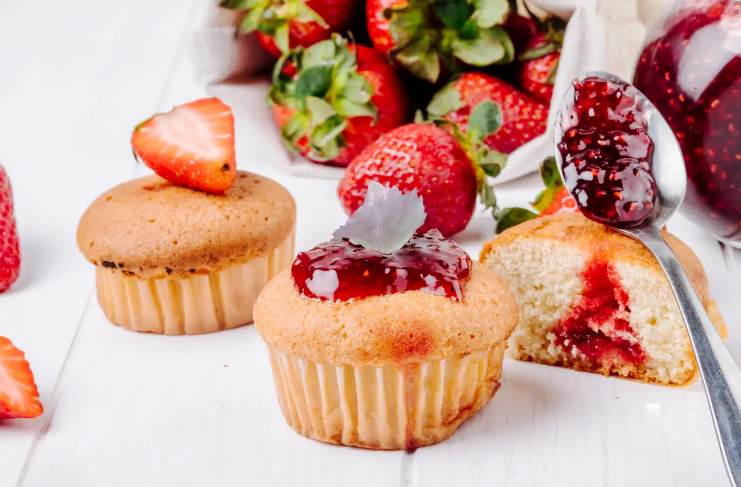 Low-Carb Strawberry Muffins