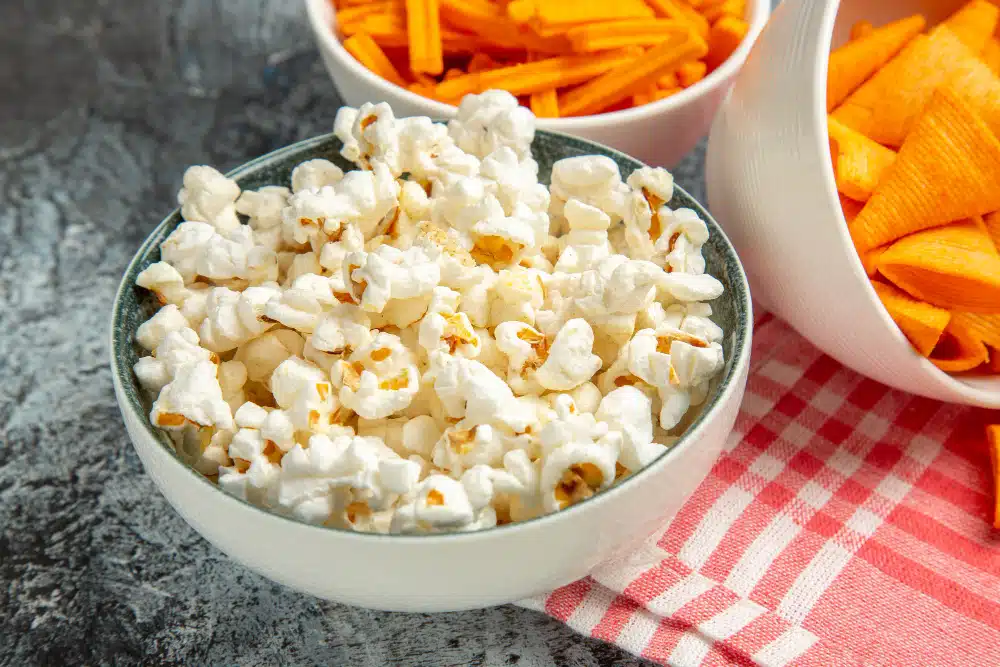Is Skinny Popcorn Good For Weight Loss? Here’s What a Dietitian Says